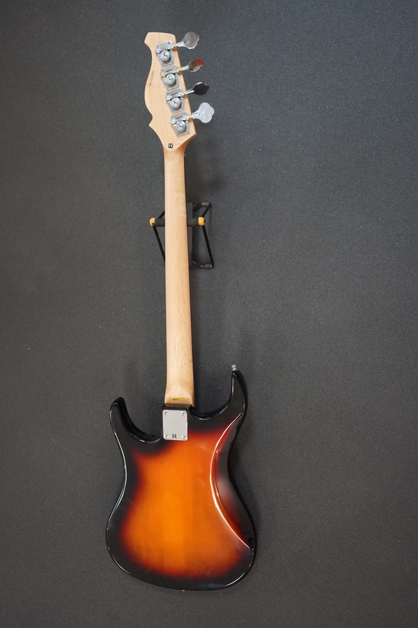 Бас-гитара AXL AP800SN (сток) фото 2