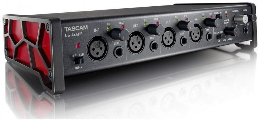 Аудіоінтерфейс Tascam US-4x4HR TA-0404 фото