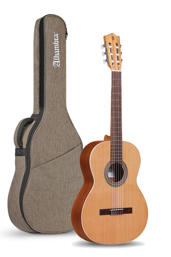 Классическая гитара Alhambra Z-Nature BAG с чехлом 4/4 фото 3