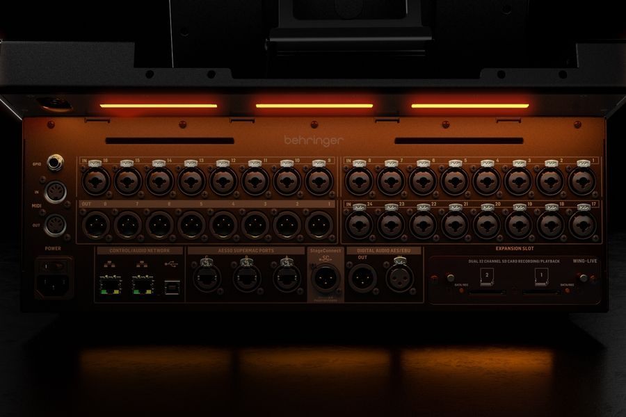 Цифровий мікшер Behringer WING COMPACT BE-1144 фото