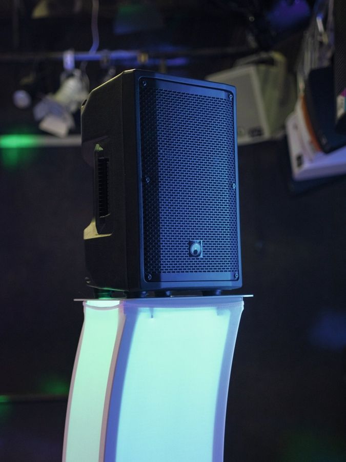 EUROLITE 2x Stage Stand 150cm curved incl. Cover and Bag, white EL-0256 фото
