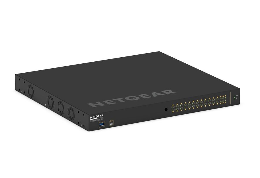Комутатор NETGEAR M4250-26G4F-PoE++ (GSM4230UP), 24x1GE Ultra90 PoE++ (1400Вт), 2x1GE, 4xSFP, AV Line керований L2 GSM4230UP-100EUS фото