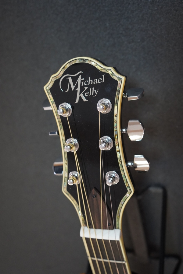 Электроакустична гітара Michael Kelly V15CEBK (сток) фото 4