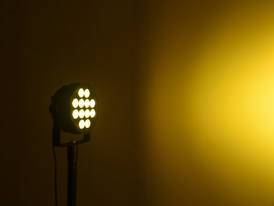 Сценічний LED прожектор EUROLITE LED SLS-12 QCL фото 9