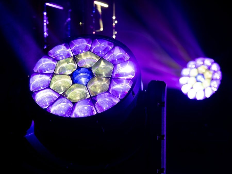 EUROLITE LED IP TMH-H760 Beam/Wash/Flower effect EL-0248 фото