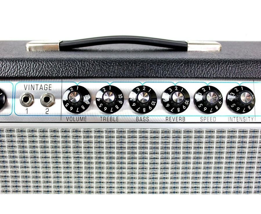 FENDER 68 CUSTOM DELUXE REVERB Гітарний комбопідсилювач FE-0163 фото