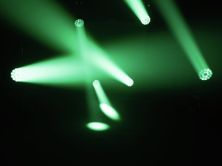 FUTURELIGHT EYE-1940 QCL Zoom LED Moving Head Wash FL-0016 фото
