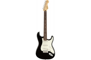 FENDER PLAYER STRATOCASTER PF BLK Электрогитара фото 1