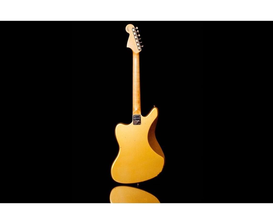 FENDER CUSTOM SHOP LIMITED EDITION 1963 JAGUAR JOURNEYMAN RELIC AGED AZTEC GOLD Электрогитара FE-0311 фото