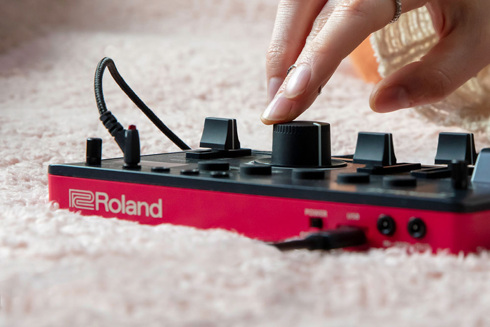 Вокальний процесор Roland E4