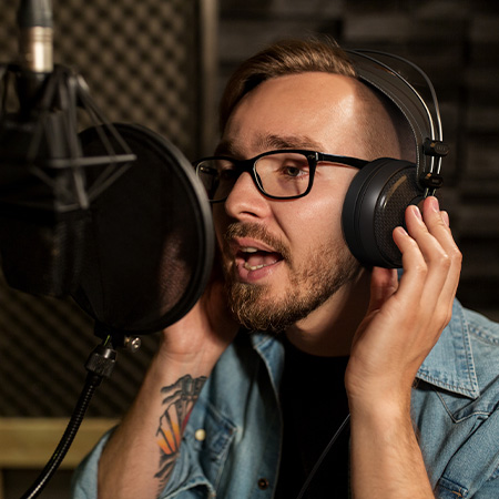 Навушники behringer BH60